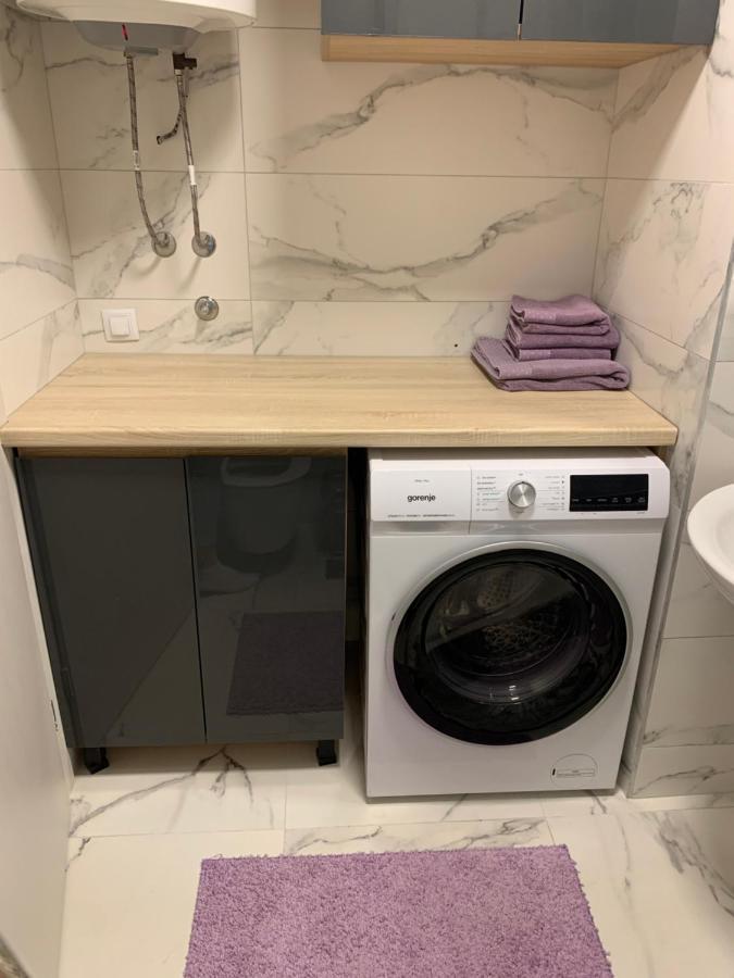 Pink Modern Apartment Скопье Экстерьер фото